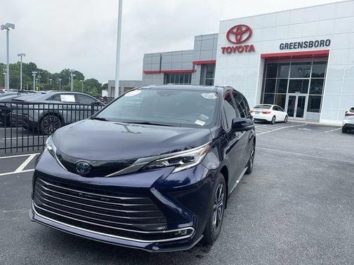 Blueprint 2025 Toyota Sienna Platinum