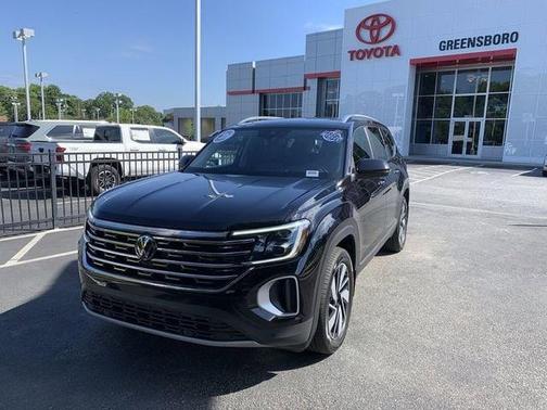Deep Black Pearl 2025 Volkswagen Atlas 2.0T SEL