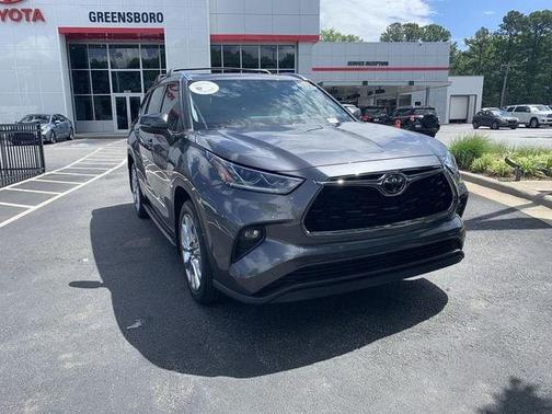 Magnetic Gray Metallic 2023 Toyota Highlander Limited