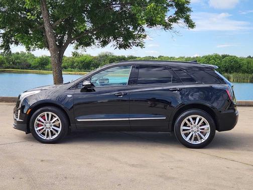 2022 Cadillac XT5 Sport