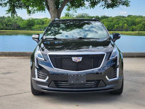 2022 Cadillac XT5 Sport