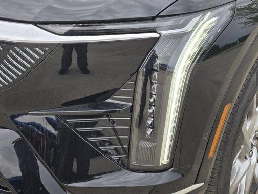 2025 Cadillac OPTIQ Luxury