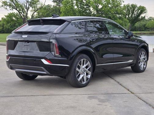 2025 Cadillac OPTIQ Luxury