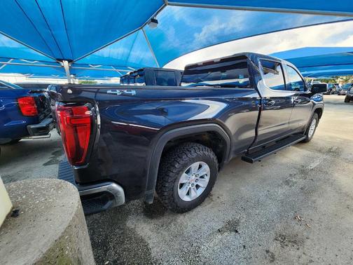 2023 GMC Sierra 1500 SLE
