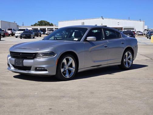 2018 Dodge Charger SXT Plus