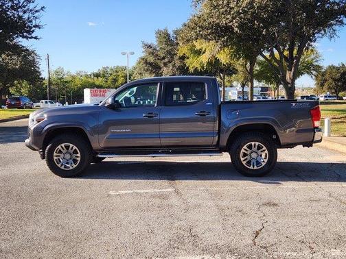 2016 Toyota Tacoma SR5