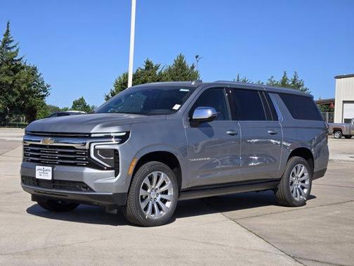 2025 Chevrolet Suburban Premier