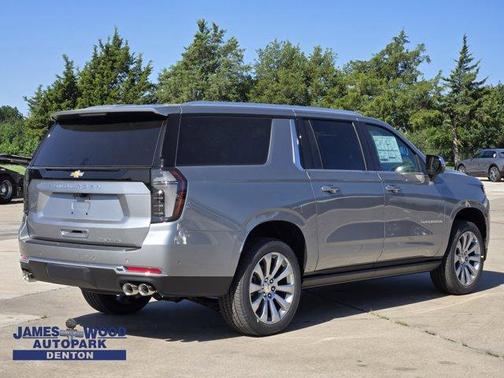2025 Chevrolet Suburban Premier