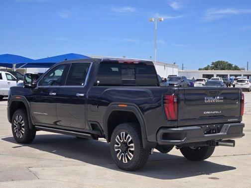 2025 GMC Sierra 2500 Denali Ultimate
