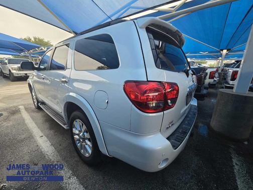2010 Toyota Sequoia Platinum