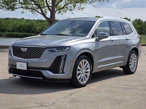 2025 Cadillac XT6 Premium Luxury FWD