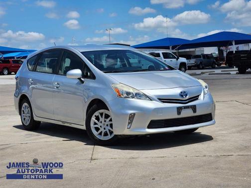 2014 Toyota Prius v Three