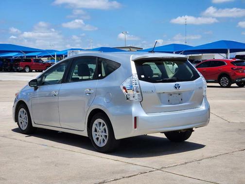2014 Toyota Prius v Three