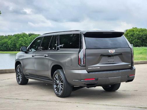 2025 Cadillac Escalade ESV Sport Platinum