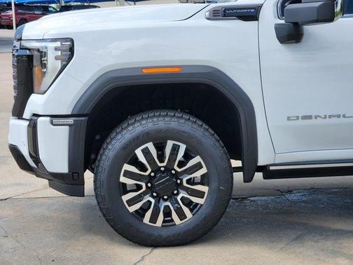 2025 GMC Sierra 2500 Denali Ultimate