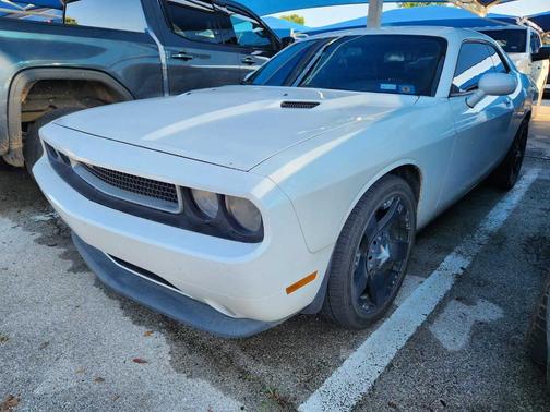 2012 Dodge Challenger SXT