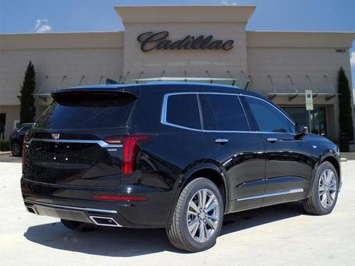 2025 Cadillac XT6 Premium Luxury FWD