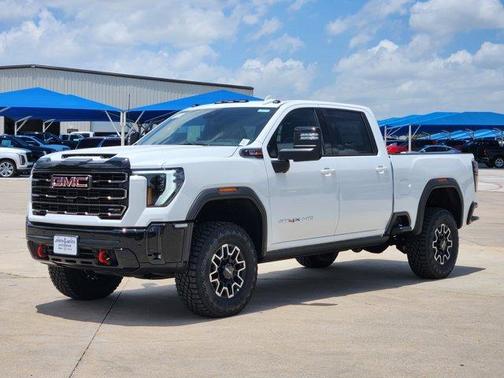 2025 GMC Sierra 2500 AT4X
