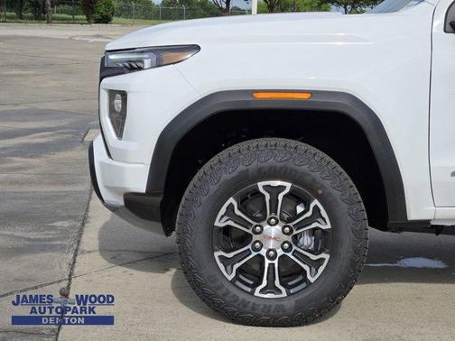 2025 GMC Canyon AT4