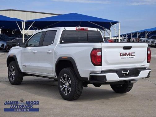 2025 GMC Canyon AT4
