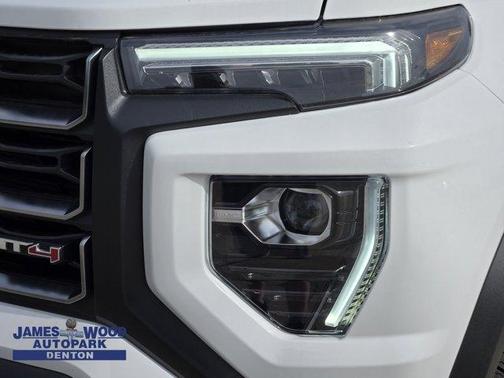 2025 GMC Canyon AT4