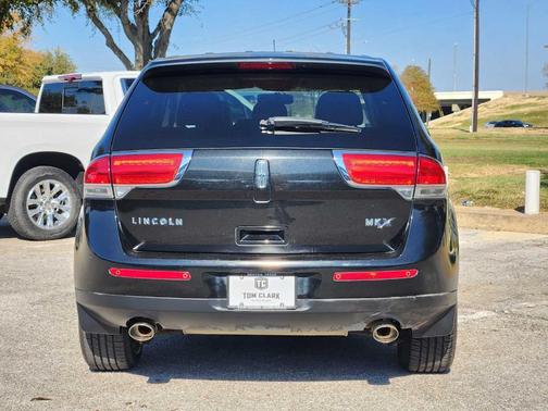 2012 Lincoln MKX Base