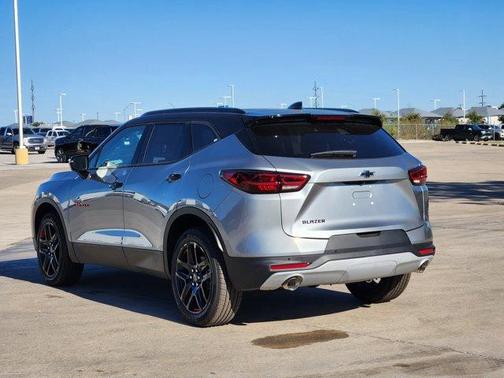 2025 Chevrolet Blazer LT