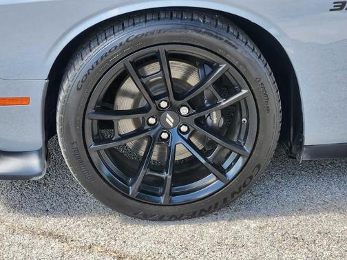 2022 Dodge Challenger R/T Scat Pack