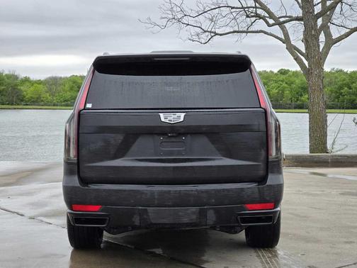2021 Cadillac Escalade Sport Platinum