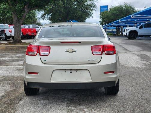 2015 Chevrolet Malibu 2LT