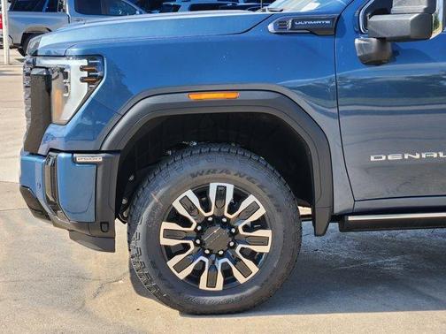 2025 GMC Sierra 2500 Denali Ultimate