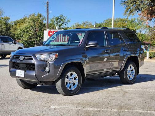 2022 Toyota 4Runner SR5