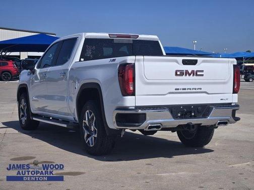 2025 GMC Sierra 1500 SLT