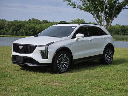2024 Cadillac XT4 Sport