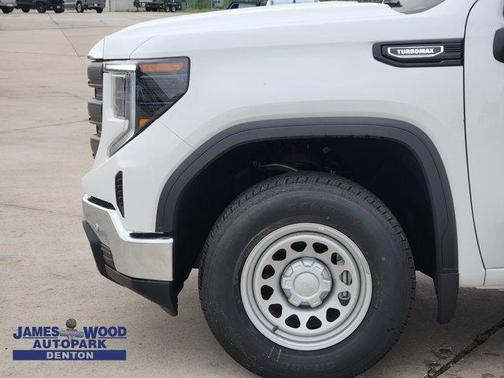 2025 GMC Sierra 1500 Pro