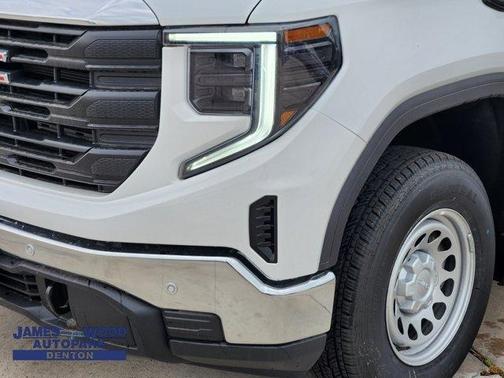 2025 GMC Sierra 1500 Pro