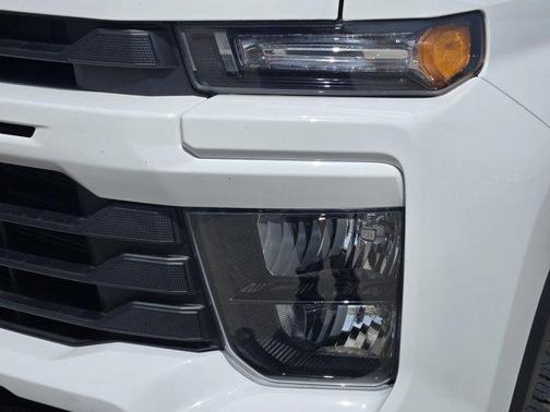 2025 Chevrolet Silverado 2500 Custom