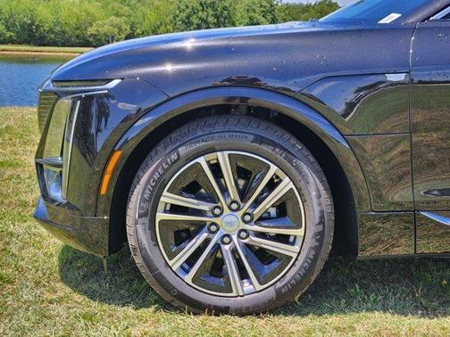 2025 Cadillac LYRIQ Luxury