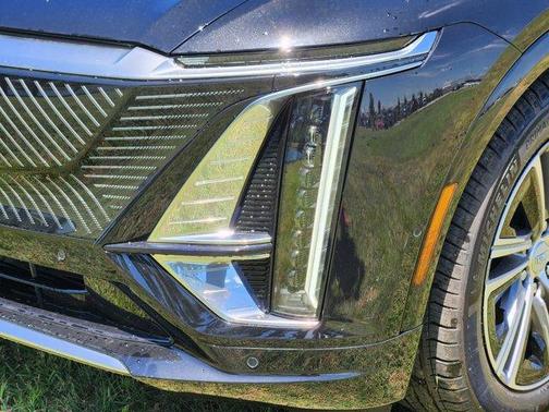 2025 Cadillac LYRIQ Luxury