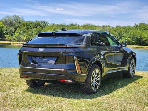 2025 Cadillac LYRIQ Luxury