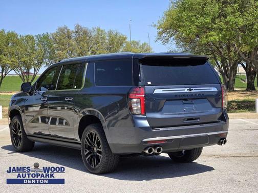 2021 Chevrolet Suburban High Country