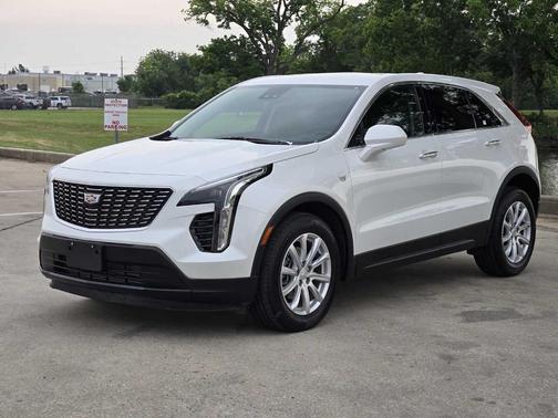 2022 Cadillac XT4 Luxury