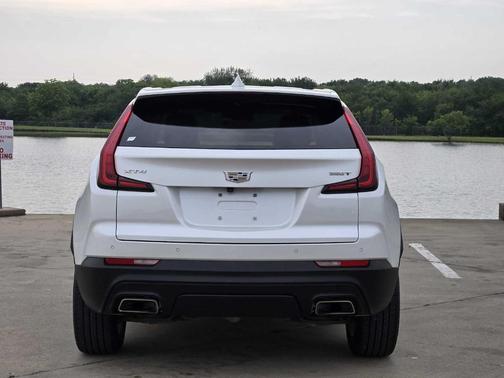 2022 Cadillac XT4 Luxury