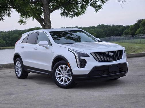 2022 Cadillac XT4 Luxury