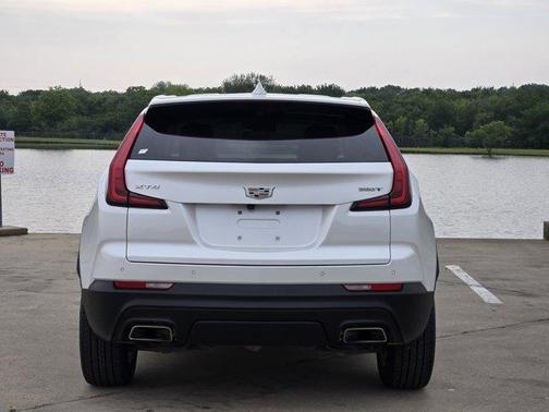 2022 Cadillac XT4 Luxury