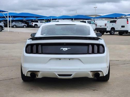 2016 Ford Mustang EcoBoost