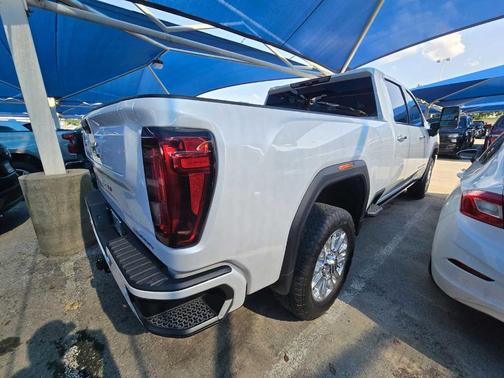 2023 GMC Sierra 2500 Denali