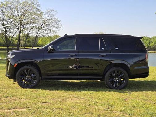 2022 Cadillac Escalade Sport