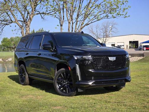 2022 Cadillac Escalade Sport
