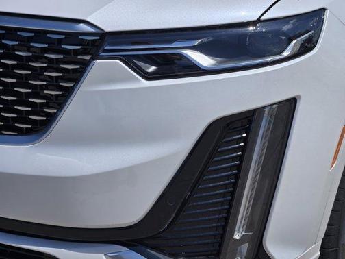 2025 Cadillac XT6 Luxury FWD
